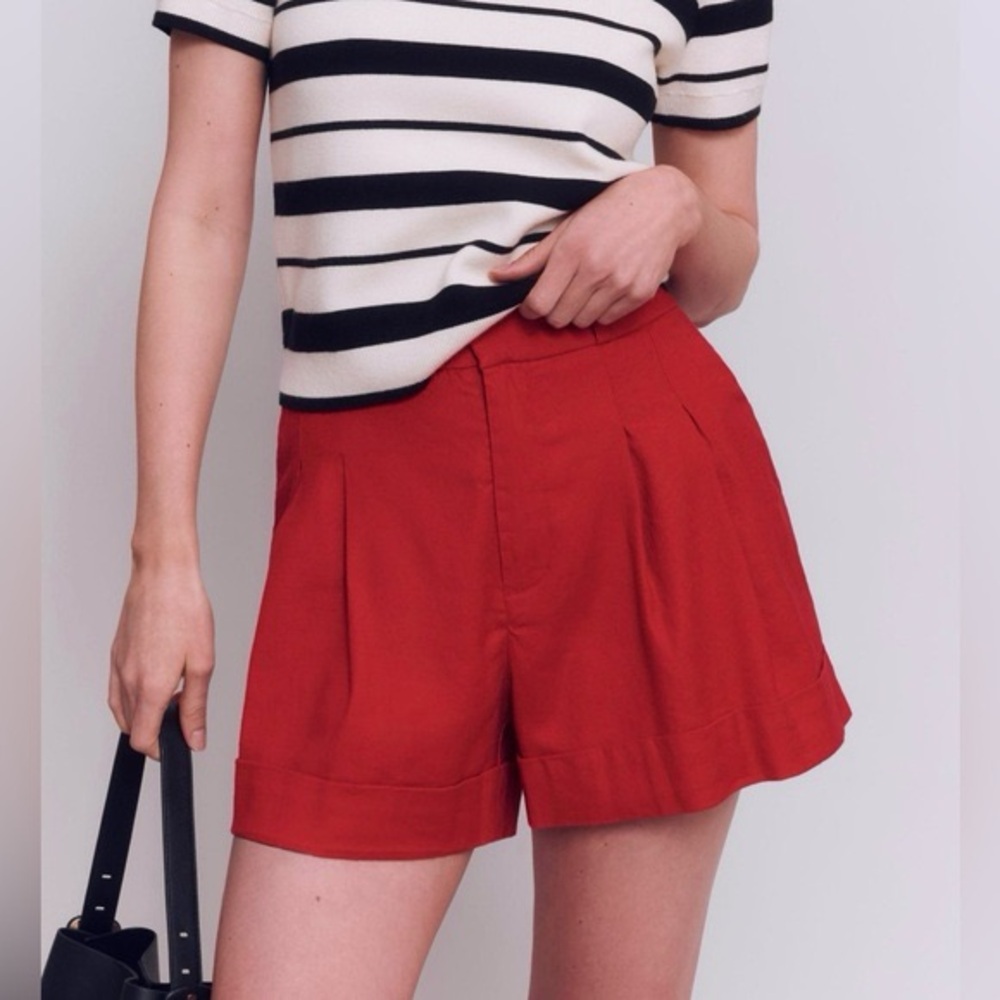 Maeve The Avery Pleated Trouser Short Cuffed Edition in Red